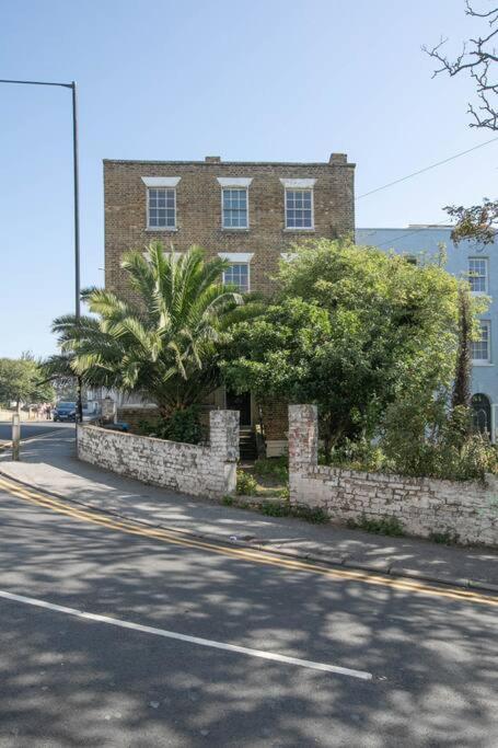 Palm Heights - Top Floor Luxury Flat Margate Exterior photo